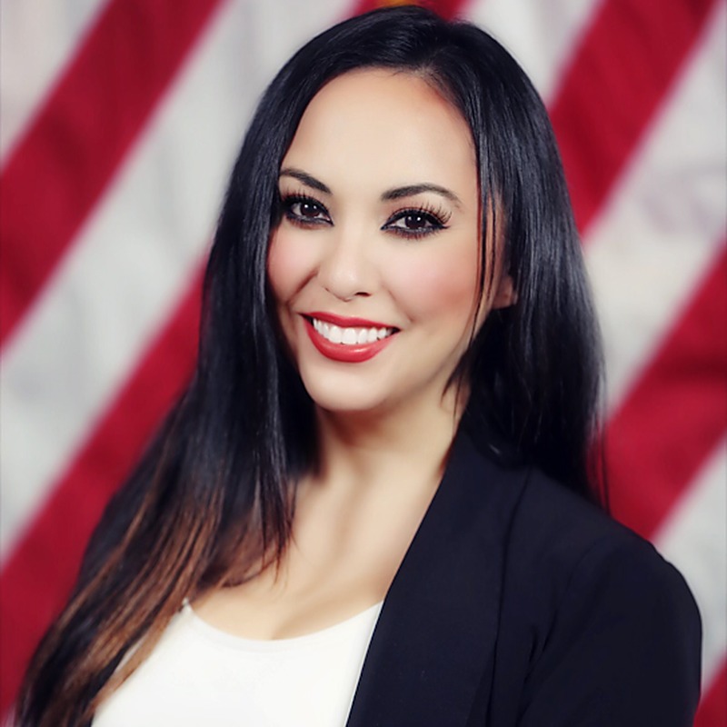 Vanessa Castillo, Human Resources