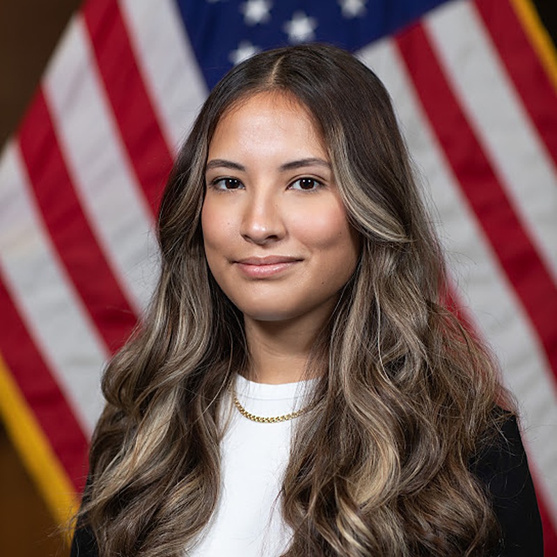 Karina Esparza, Human Resources